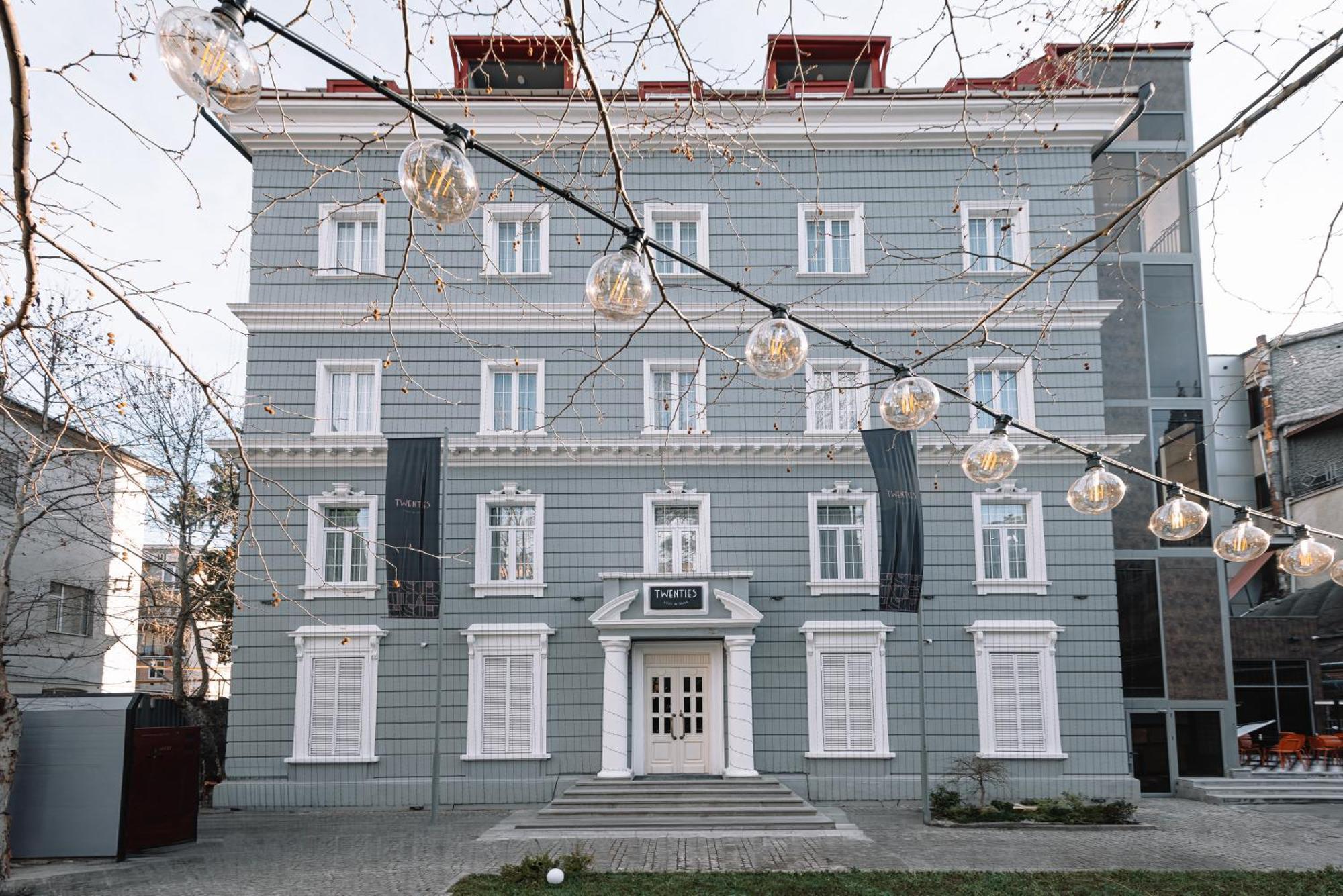 Hotel Twenties Tbilisi - Stay & Dine Экстерьер фото
