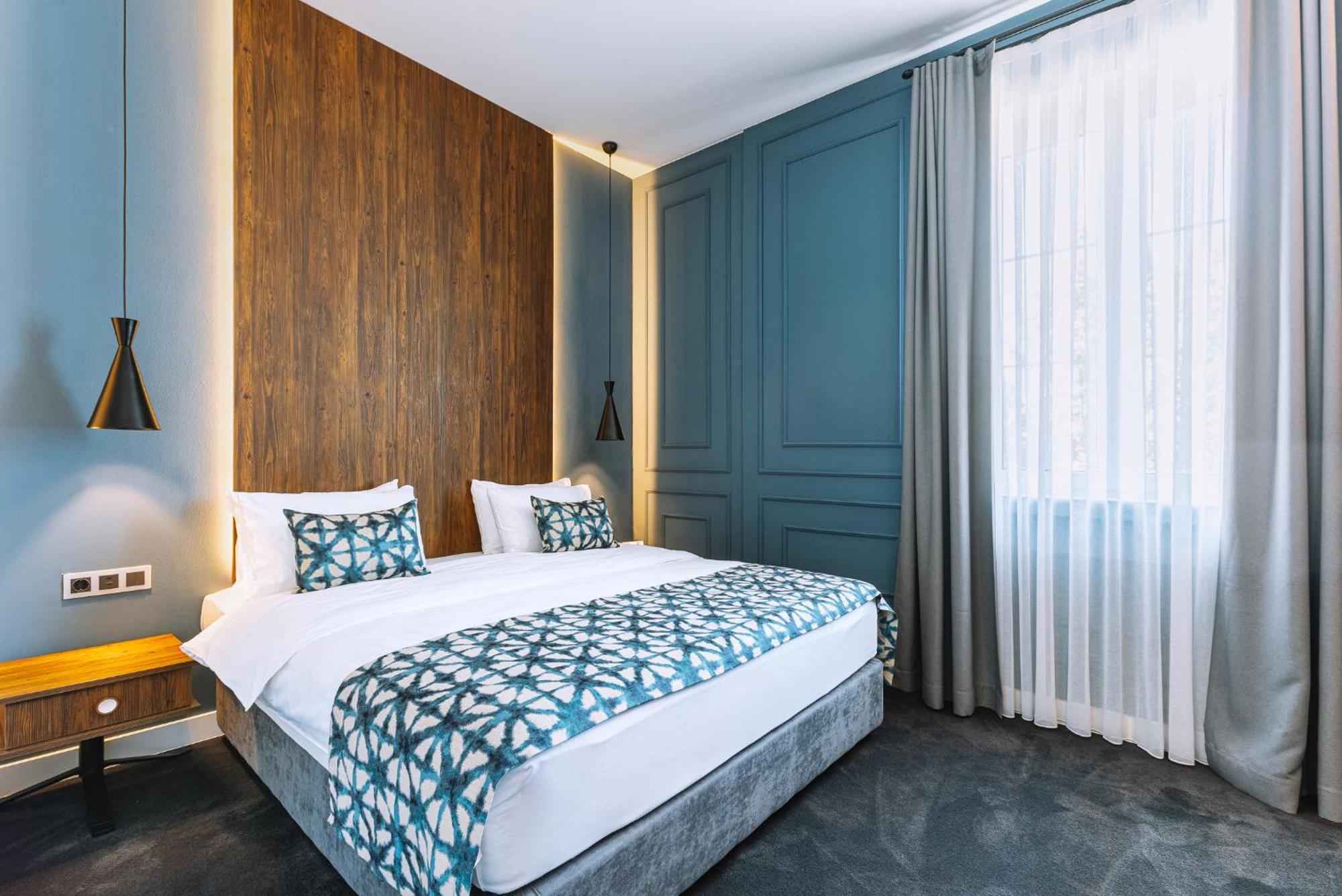 Hotel Twenties Tbilisi - Stay & Dine Экстерьер фото